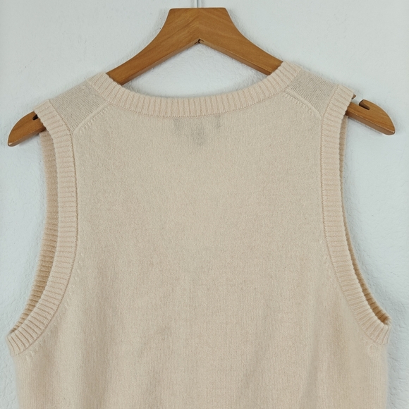 J. CREW Cashmere Nwot 100% Cashmere V-neck Sweater Vest In Buttercream Cream M - Picture 11 of 14
